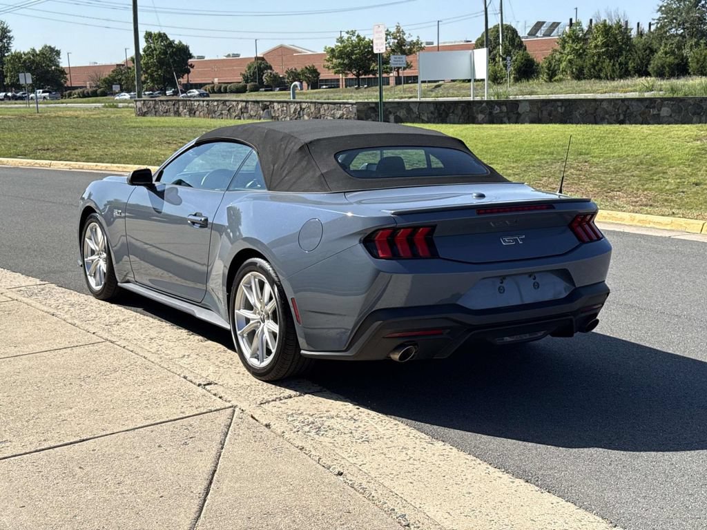Used 2024 Ford Mustang GT Premium RWD image 23