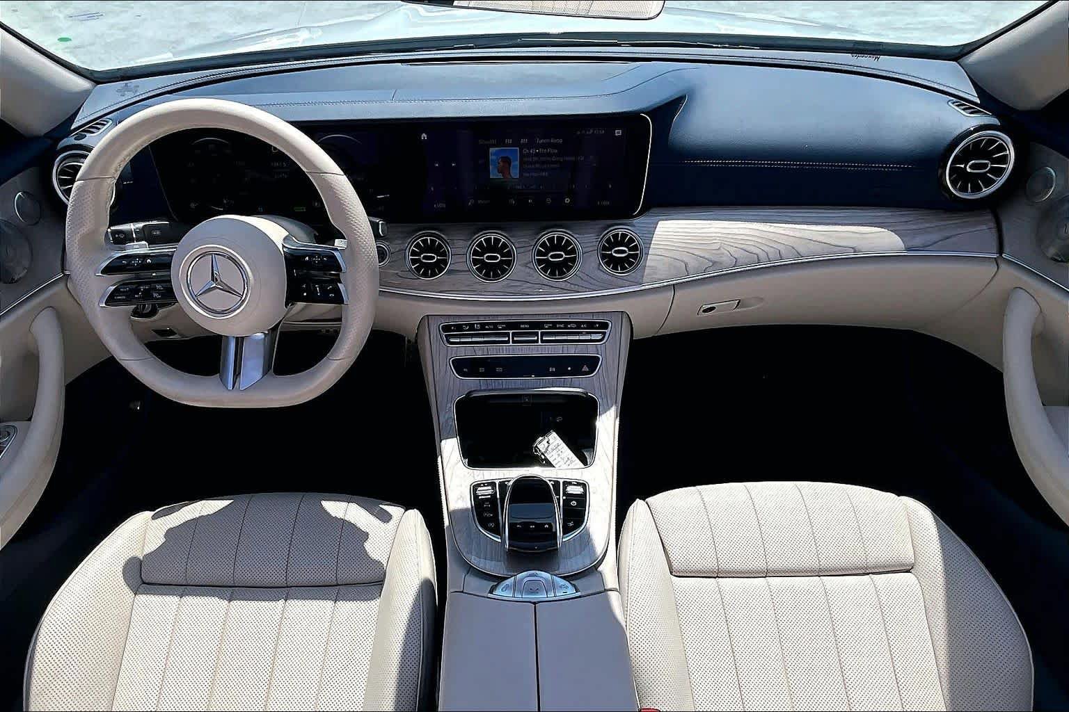 Used 2022 Mercedes-Benz E 450 Cabriolet image 14