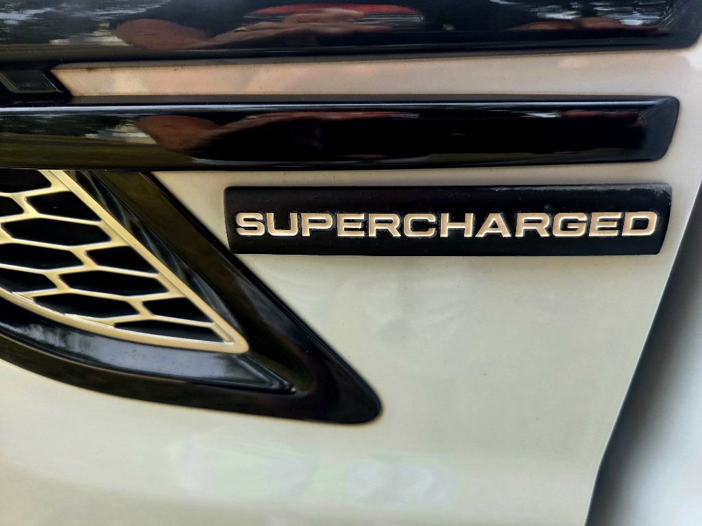 Used 2016 Land Rover Range Rover Sport Autobiography image 12