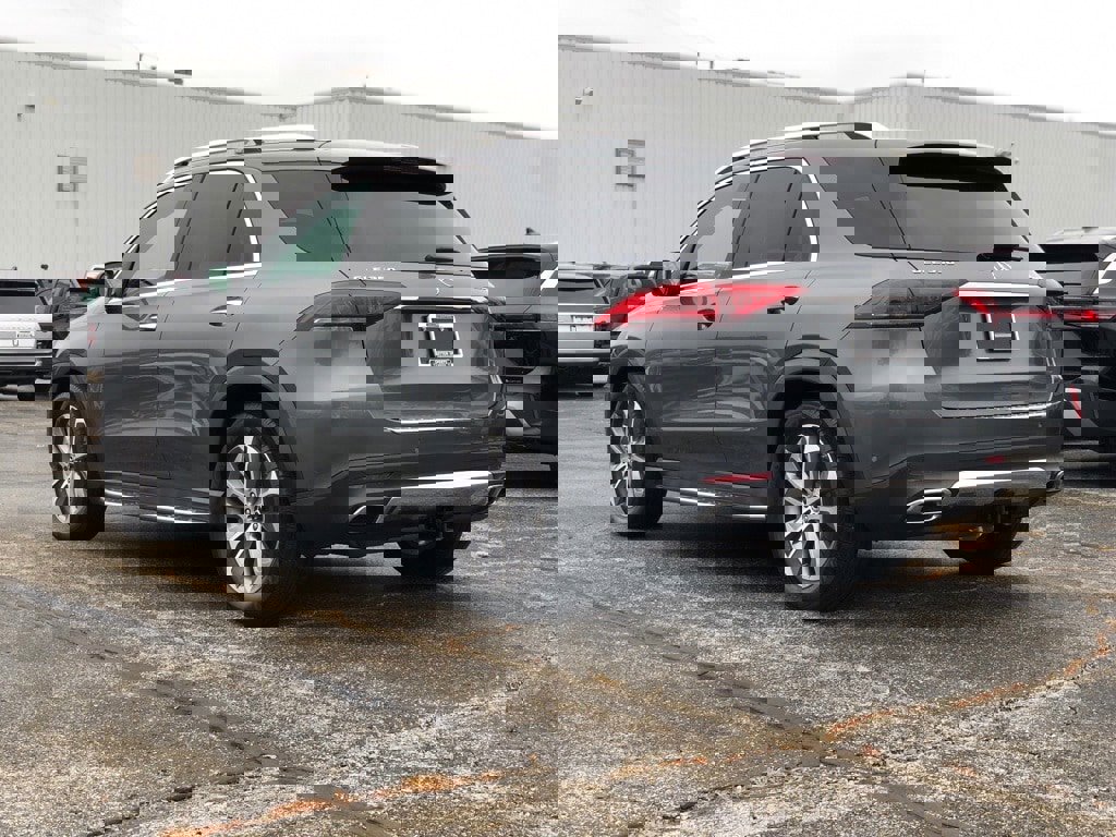 Used 2022 Mercedes-Benz GLE 350 4MATIC w/ Premium Package image 5