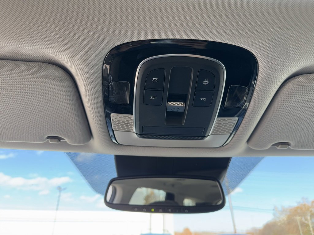 Used 2021 Hyundai Palisade SEL w/ Convenience Package image 33