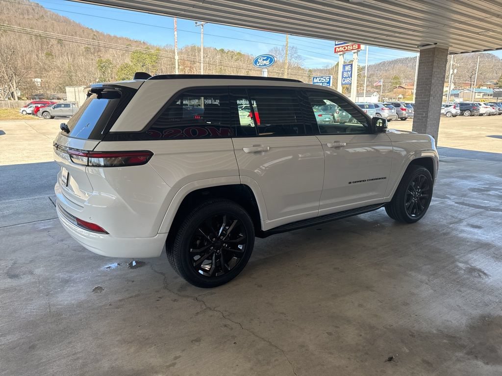 New 2026 Jeep Grand Cherokee Limited AWD/4WD image 4