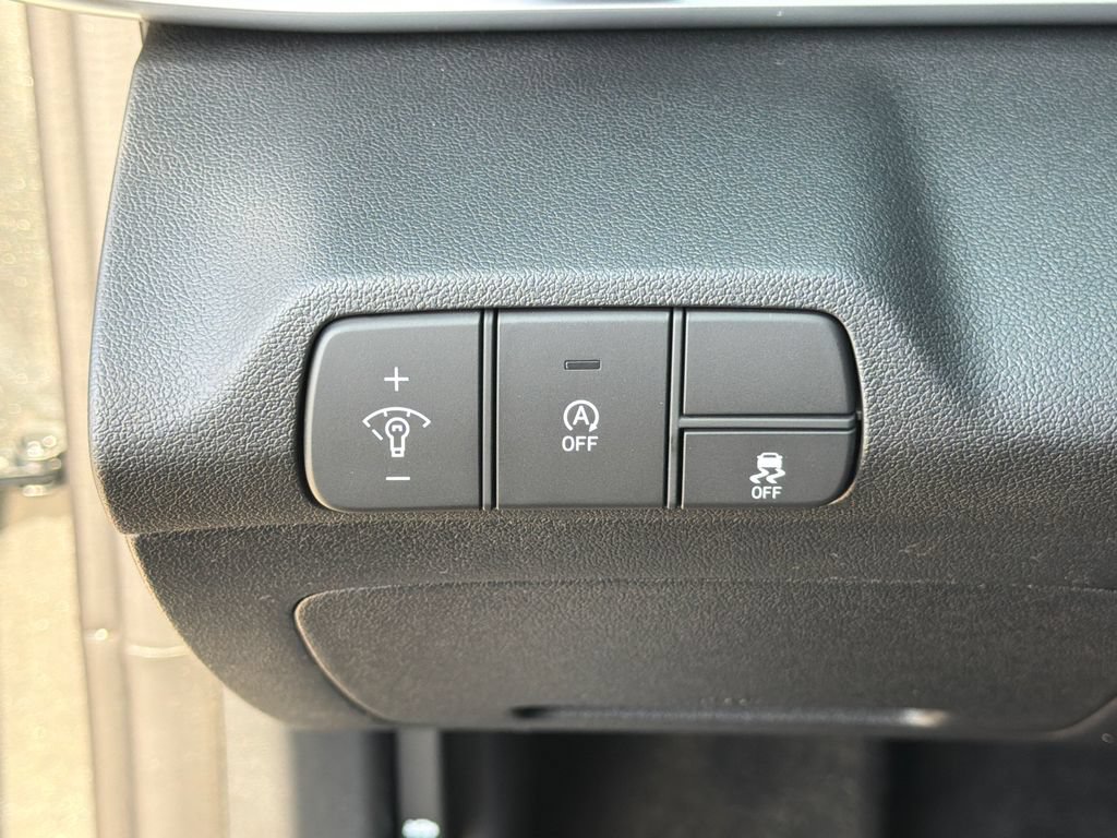 New 2026 Hyundai Elantra SE FWD image 25