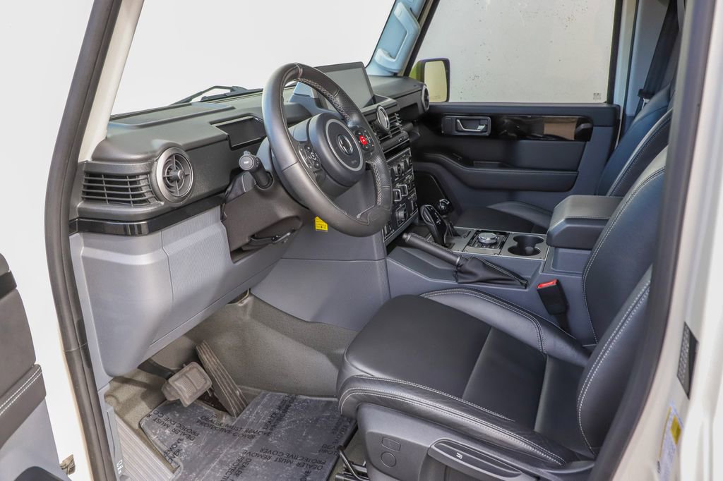 Used 2024 INEOS Grenadier Fieldmaster Edition image 9