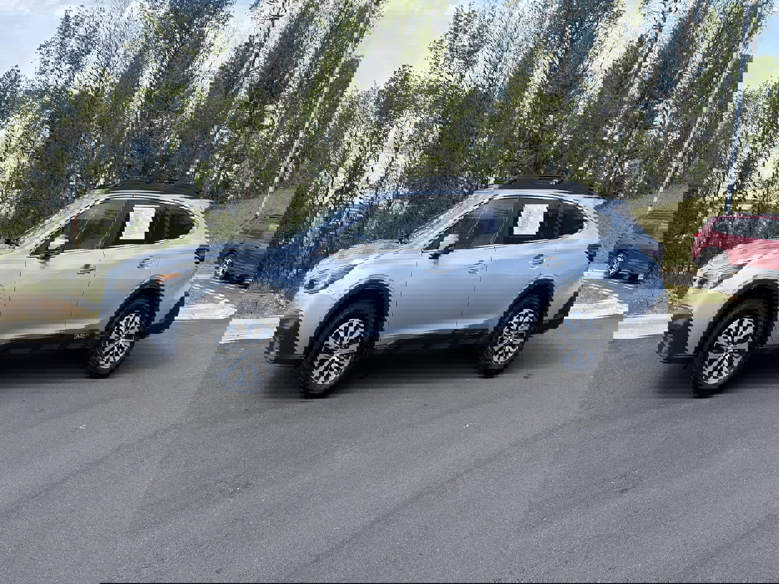 Used 2021 Subaru Outback Premium image 7