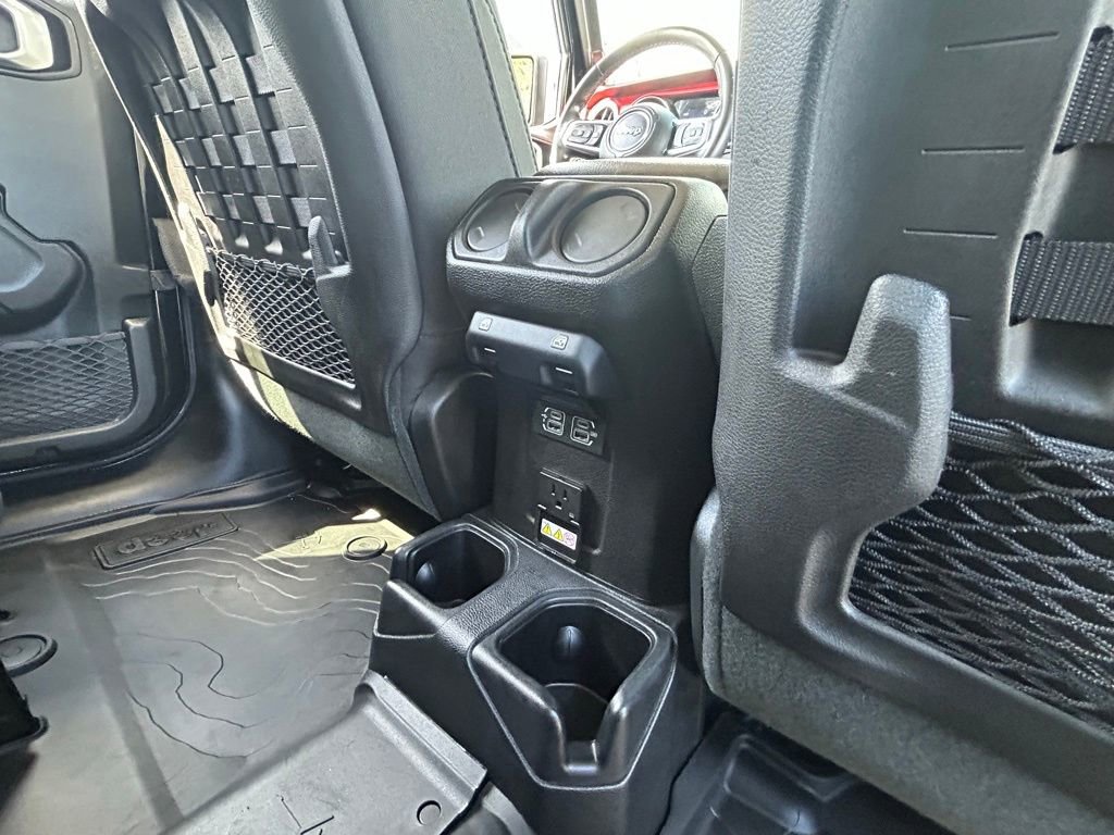 Used 2020 Jeep Wrangler Unlimited Rubicon image 36