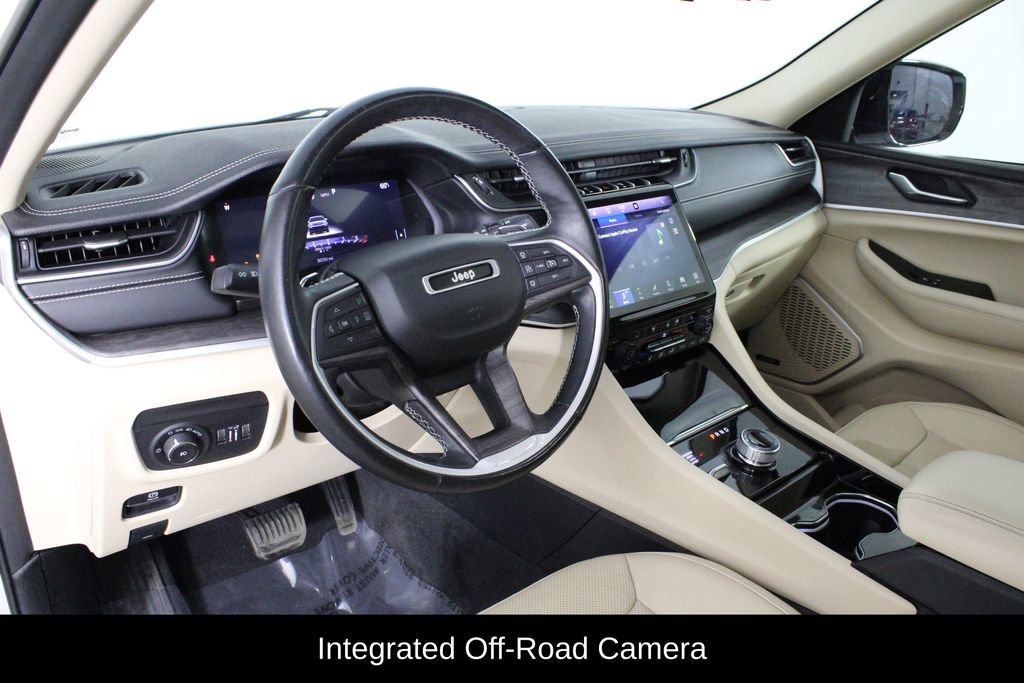 Used 2021 Jeep Grand Cherokee L Limited w/ Luxury Tech Group II image 34