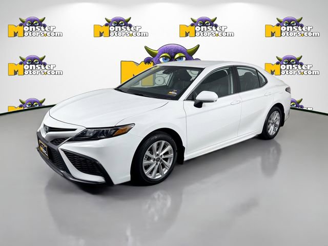 Used 2024 Toyota Camry SE