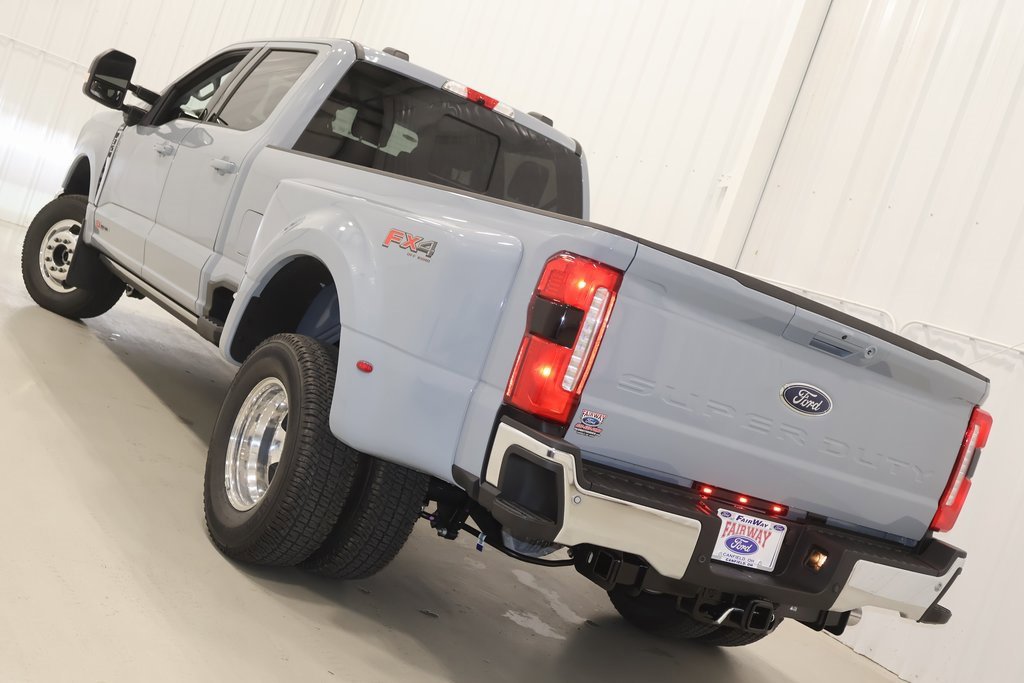 New 2025 Ford F350 Lariat w/ Lariat Ultimate Package image 33