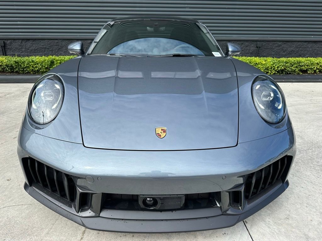 Used 2025 Porsche 911 Carrera GTS image 7