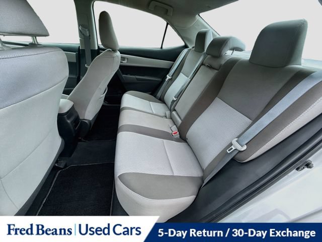 Used 2019 Toyota Corolla LE w/ Carpet Mat Package (TMS) FWD image 28