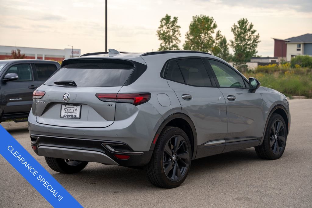 Used 2023 Buick Envision Essence w/ Sport Touring Package image 7