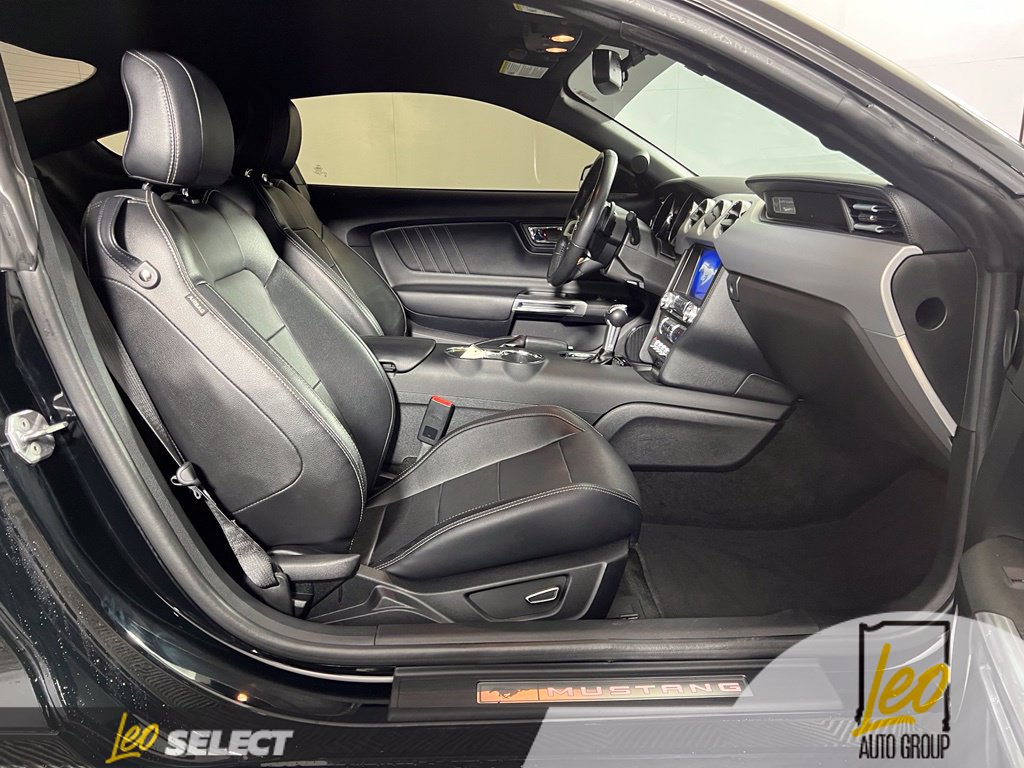 Used 2017 Ford Mustang GT Premium w/ Black Accent Package RWD image 21