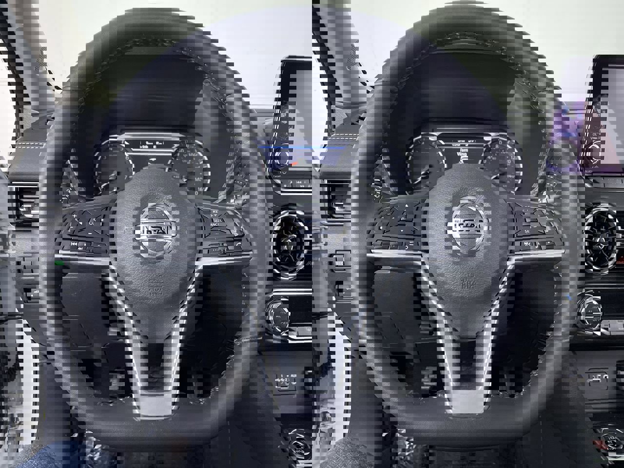 Used 2020 Nissan Sentra SV w/ Trunk Package image 13