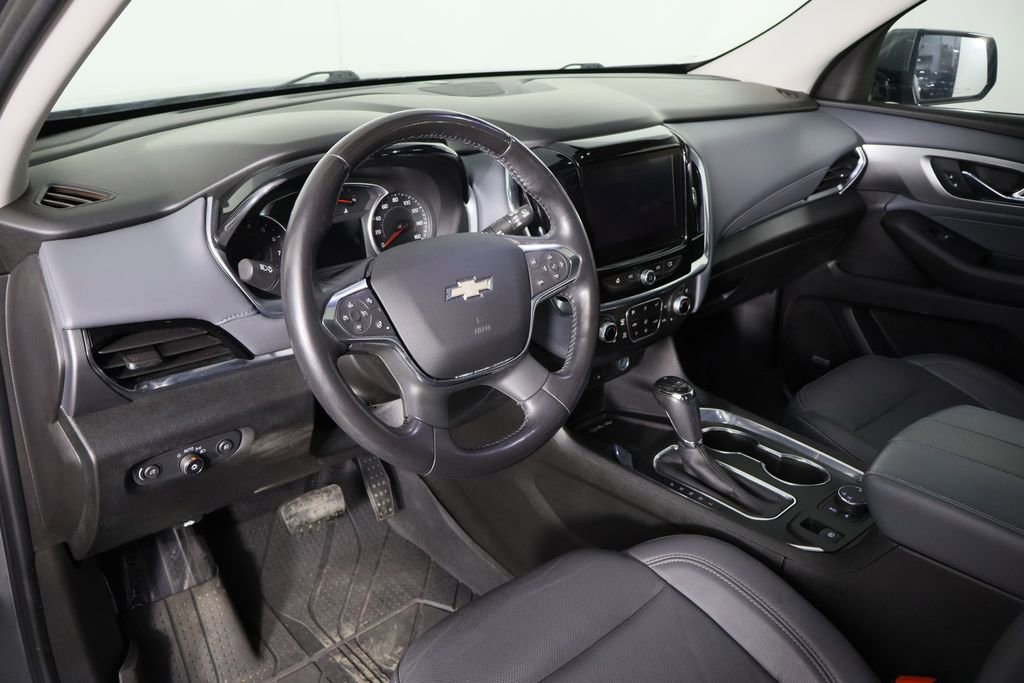 Used 2018 Chevrolet Traverse Premier w/ Driver Confidence II Package image 28