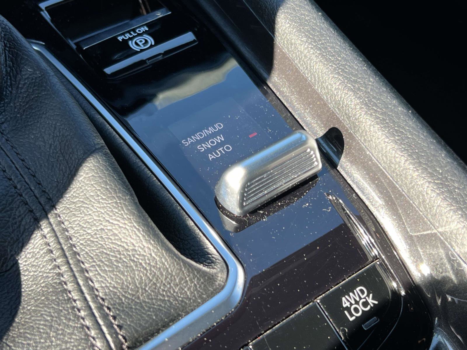 Used 2023 Jeep Compass Latitude image 13