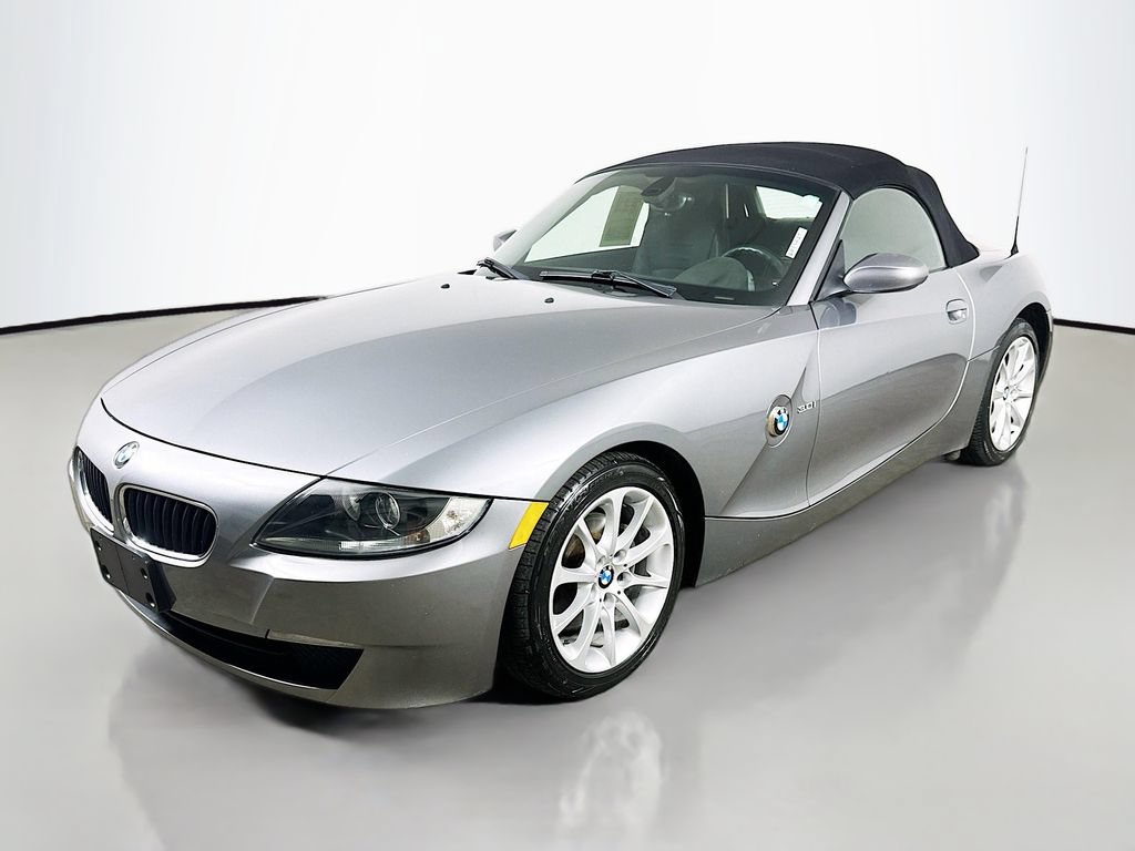 Used 2008 BMW Z4 3.0i RWD video 3