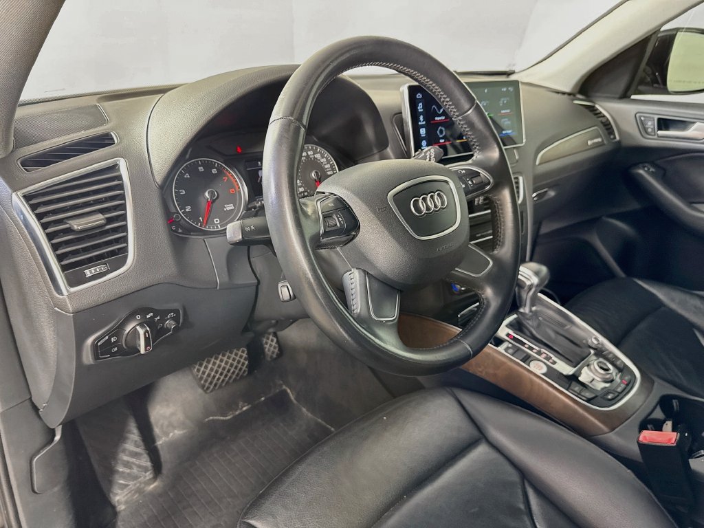 Used 2015 Audi Q5 2.0T Premium Plus AWD/4WD image 9