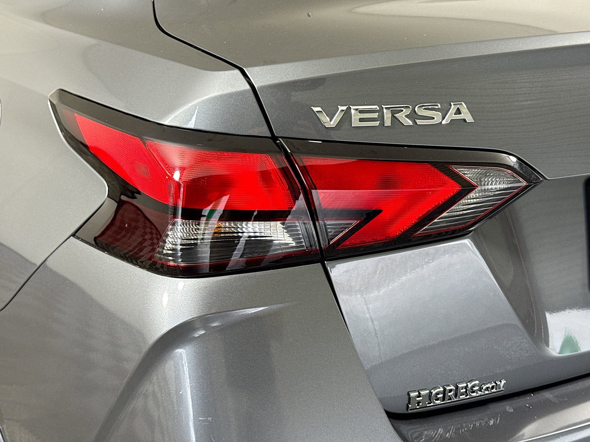 Used 2025 Nissan Versa SV w/ Trunk Package image 36