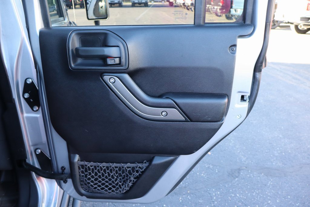Used 2016 Jeep Wrangler Unlimited Sport image 23
