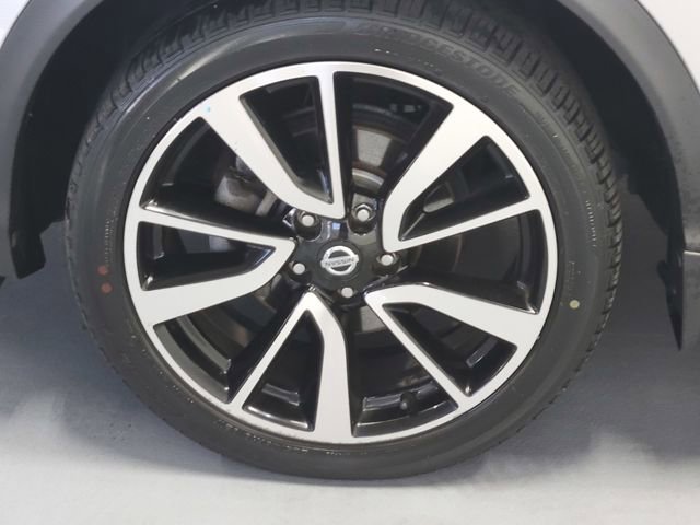 Used 2017 Nissan Rogue Sport SL w/ SL Premium Package image 13