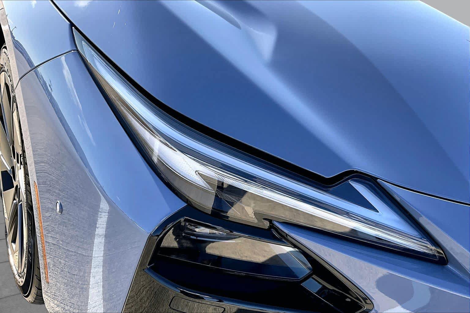 New 2026 Lexus ES 500e AWD/4WD image 13