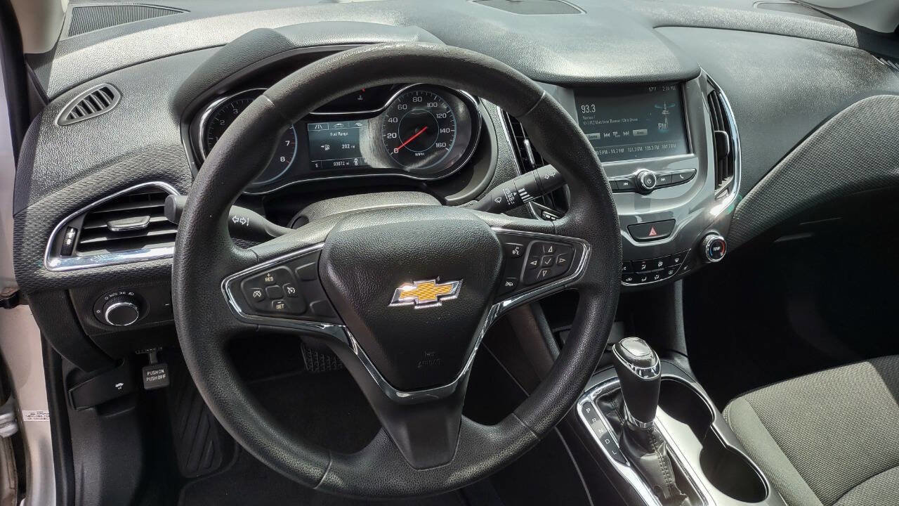 Used 2016 Chevrolet Cruze LT w/ Convenience Package image 17