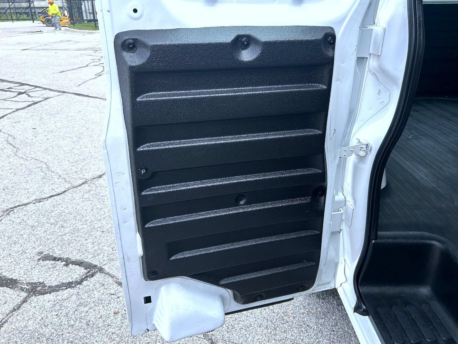 Used 2014 Chevrolet Express 1500 RWD image 18