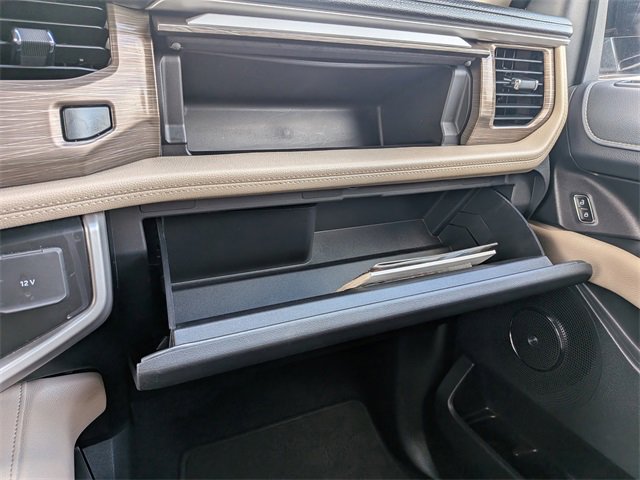 Used 2024 Ford Expedition Limited image 34