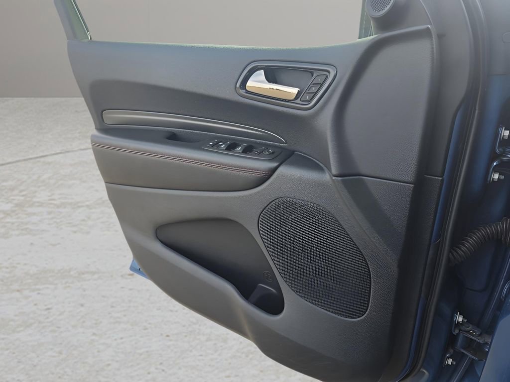 Used 2025 Dodge Durango GT image 18