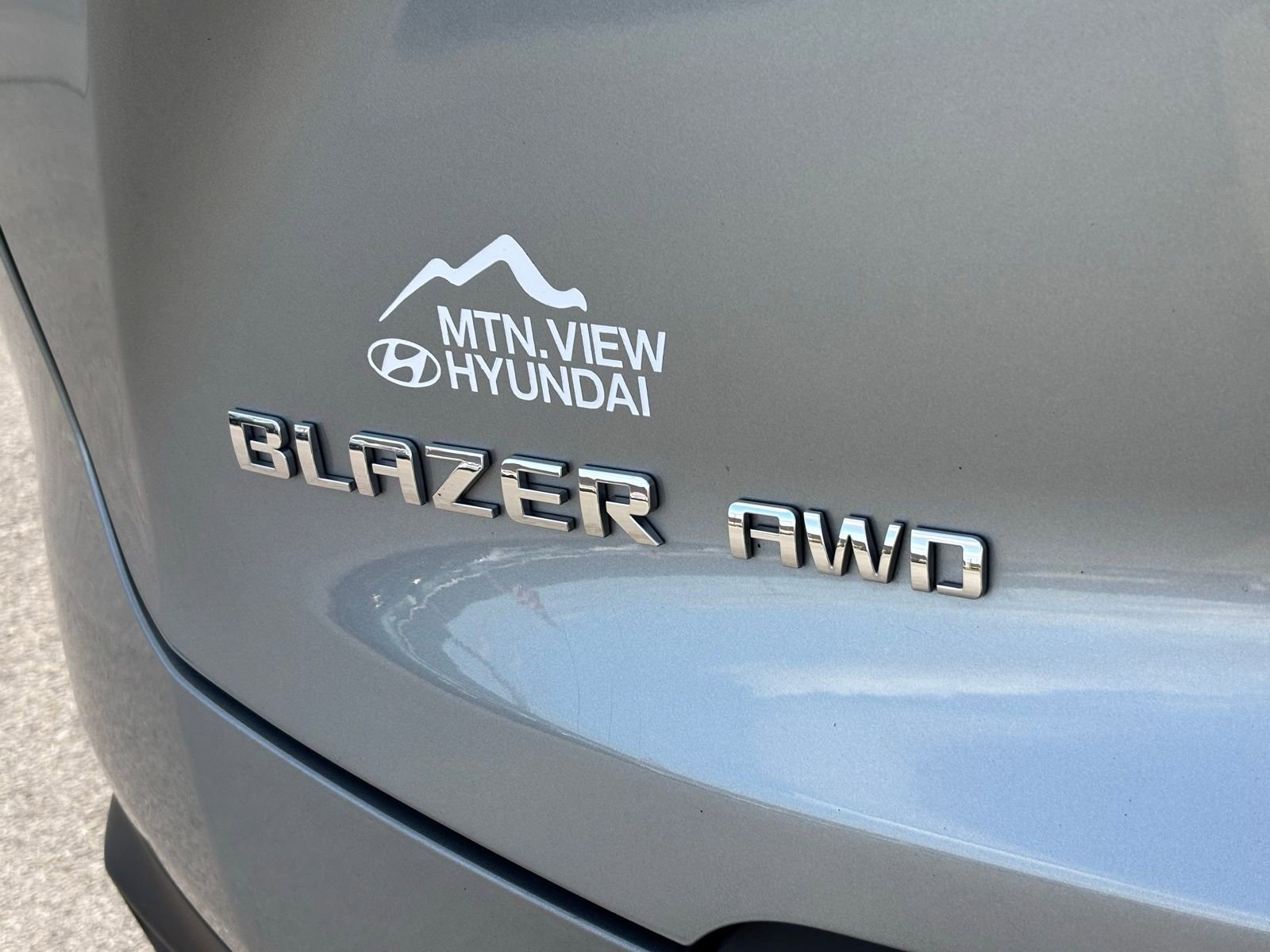 Used 2025 Chevrolet Blazer LT image 9