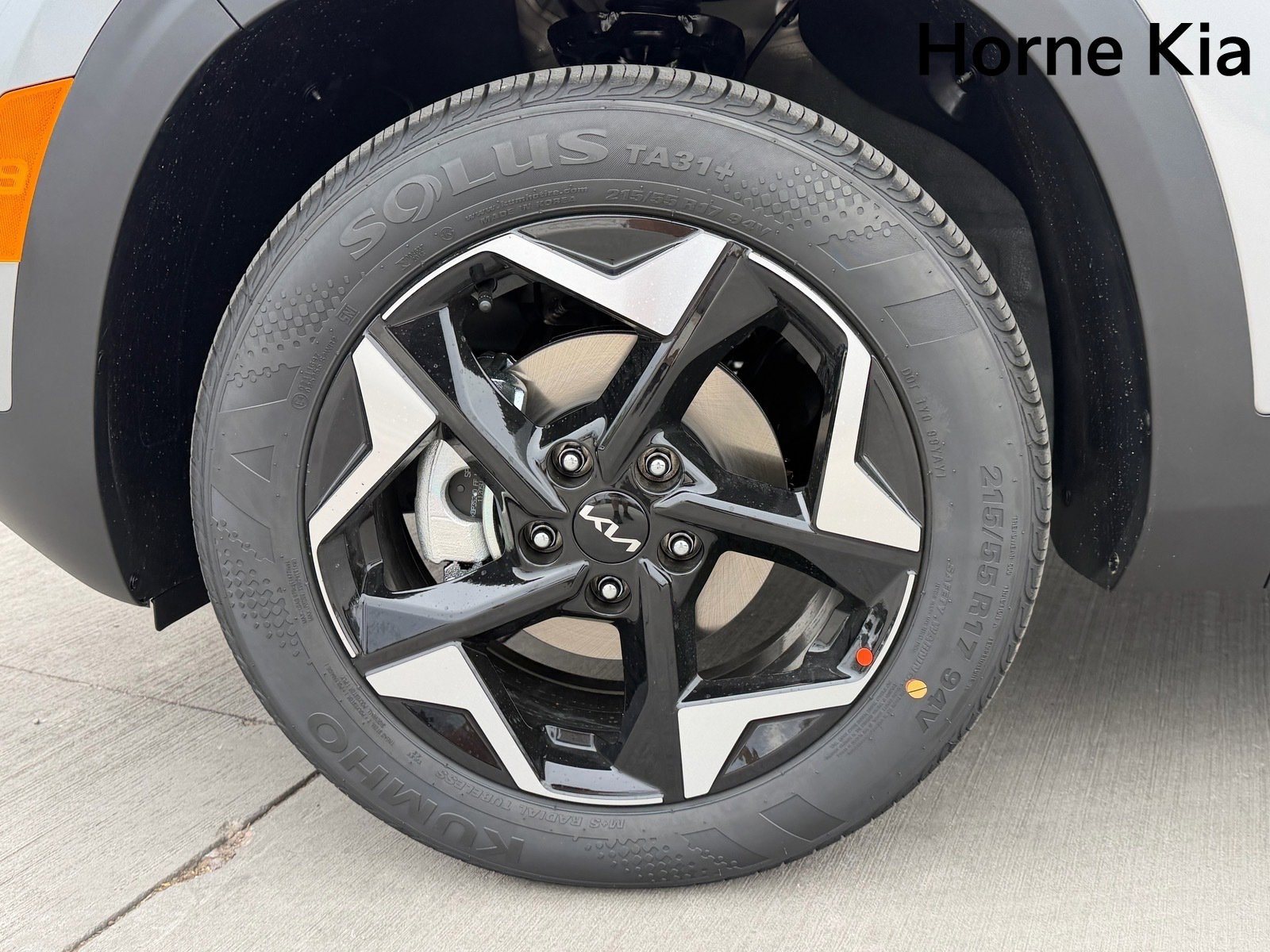 New 2026 Kia Seltos EX image 8