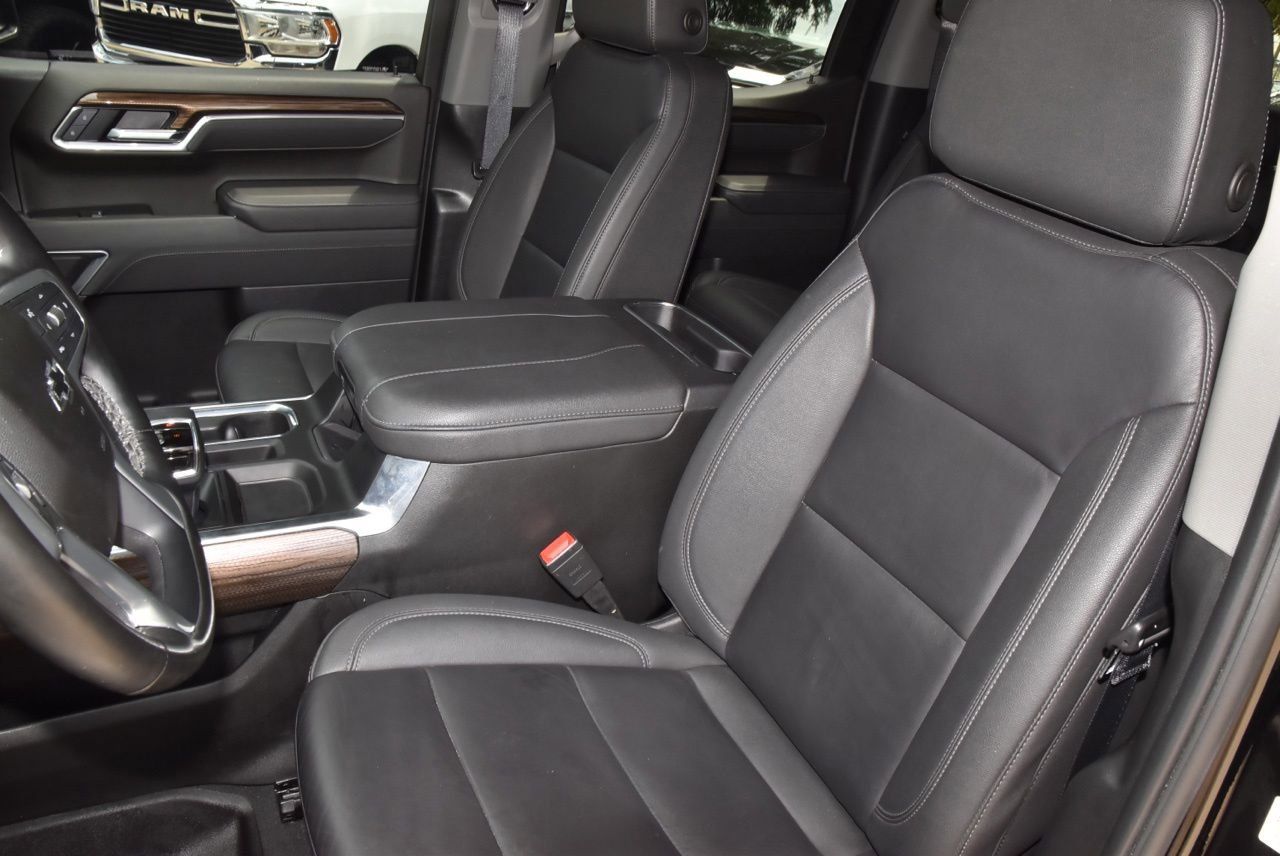 Used 2025 Chevrolet Silverado 1500 RST w/ Convenience Package II AWD/4WD image 33