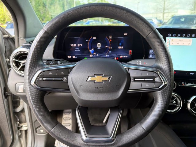 Used 2025 Chevrolet Blazer EV LT AWD/4WD image 25