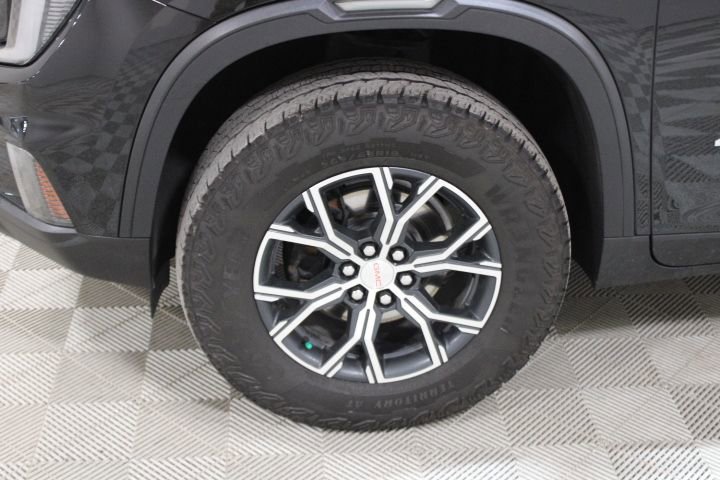 Certified 2024 GMC Acadia AT4 w/ Luxury Package image 38