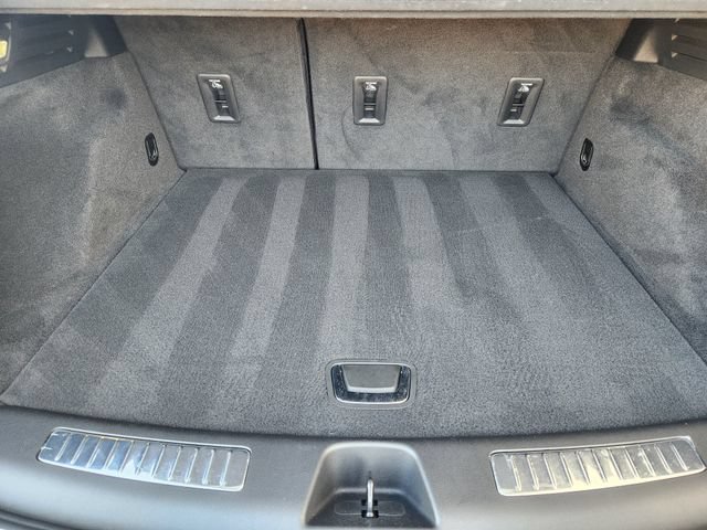Used 2024 Cadillac XT4 Sport w/ Cold Weather Package FWD image 33