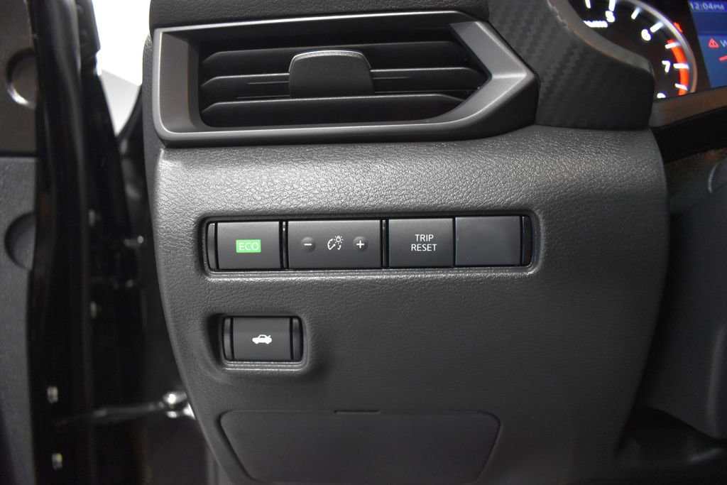 Used 2025 Nissan Sentra S image 16