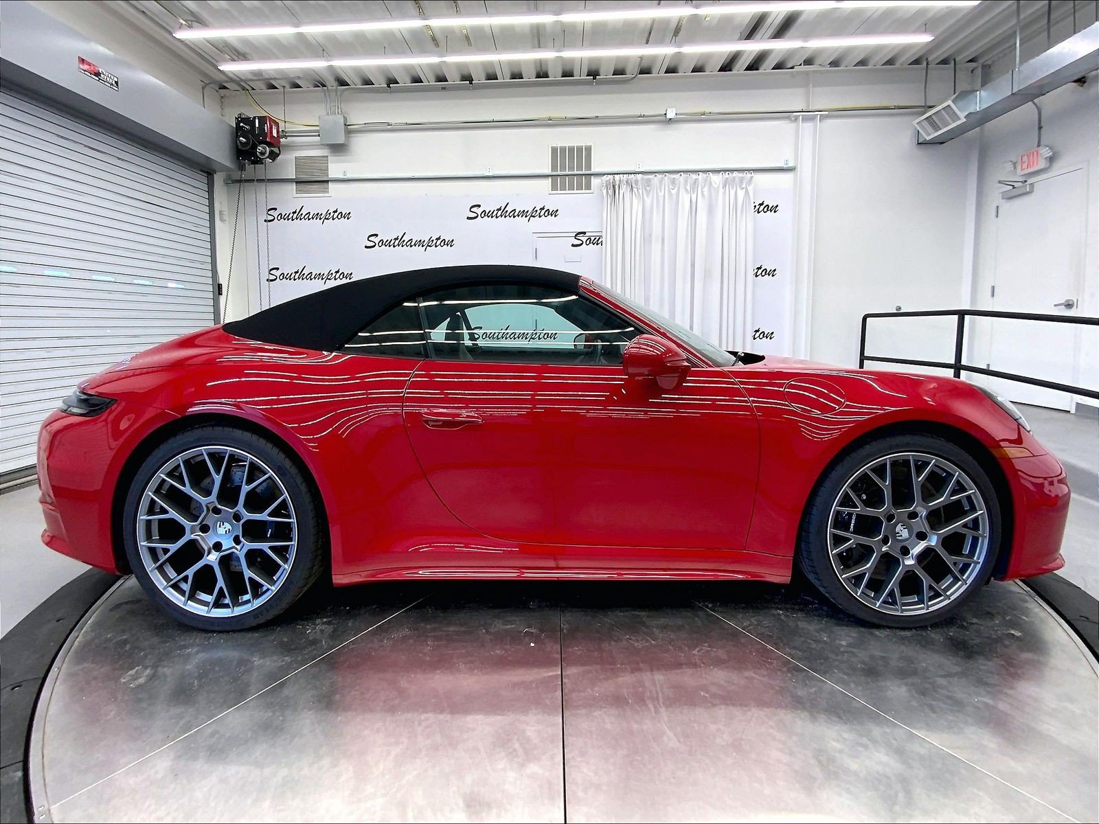 Certified 2026 Porsche 911 Carrera S RWD image 8