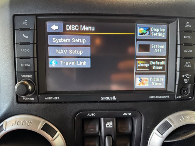 Used 2015 Jeep Wrangler Unlimited Sahara w/ Dual Top Group AWD/4WD image 13