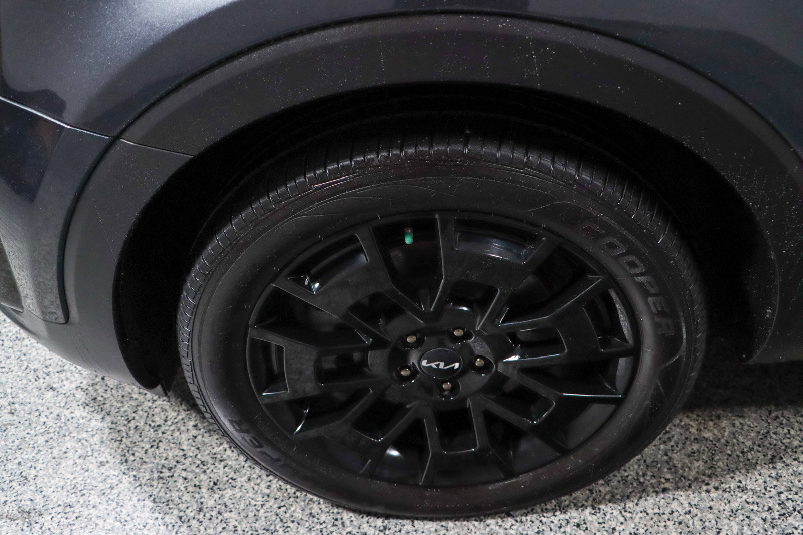 Used 2022 Kia Telluride EX w/ EX Premium Package image 11