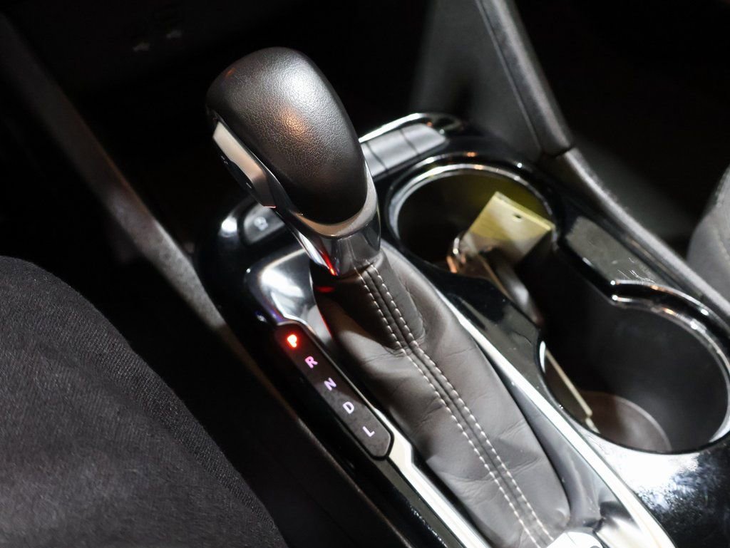 Used 2024 Buick Encore GX Preferred image 29