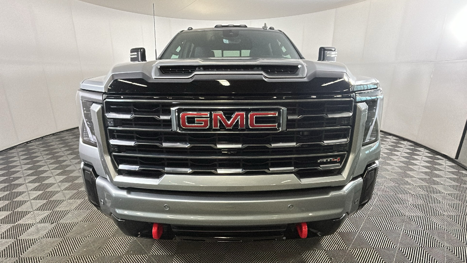 Used 2026 GMC Sierra 2500 AT4 w/ AT4 Premium Plus Package AWD/4WD image 9