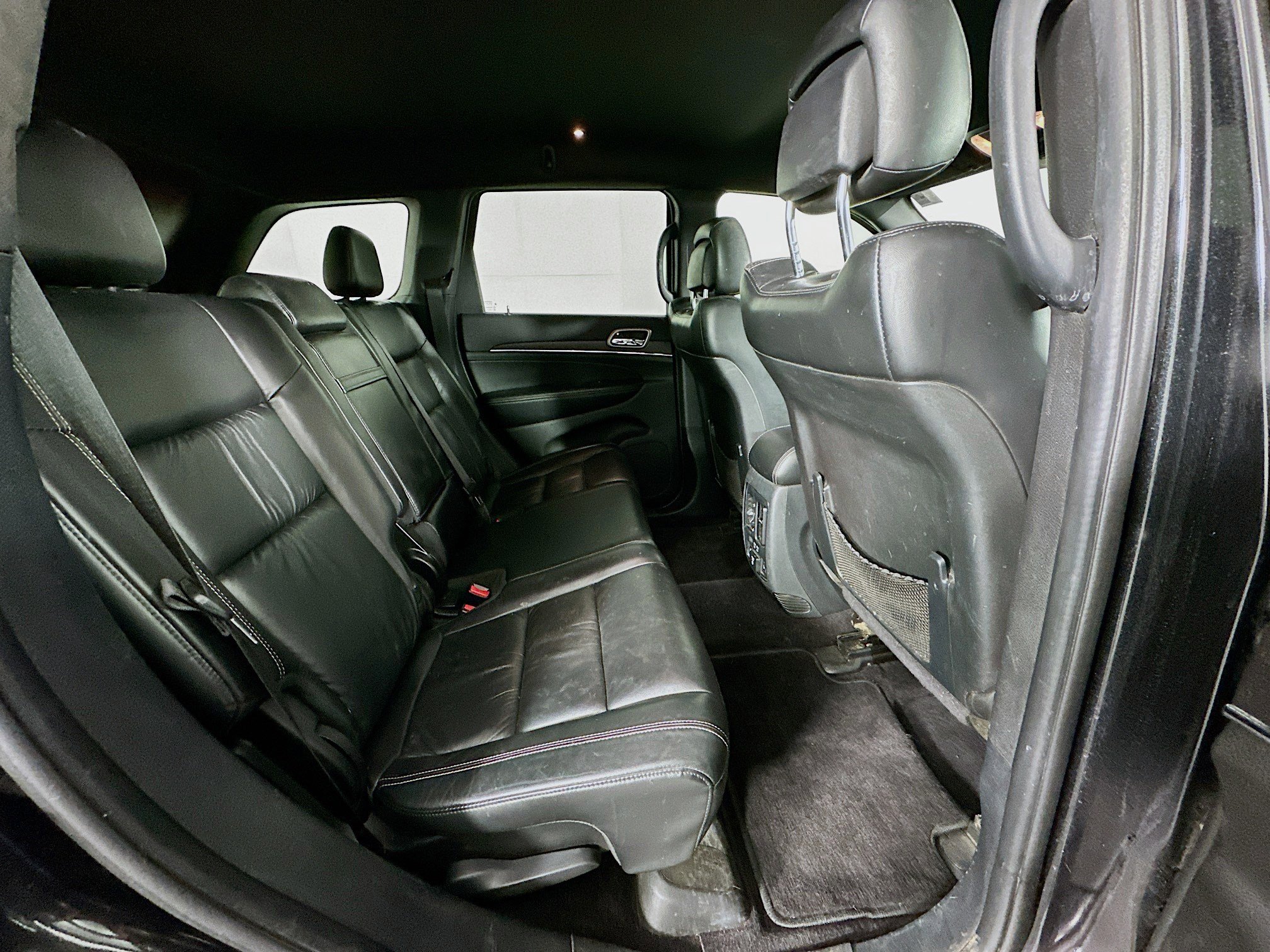 Used 2016 Jeep Grand Cherokee Limited image 31