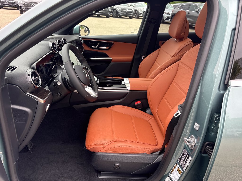 New 2027 Mercedes-Benz GLC 300 4MATIC image 9