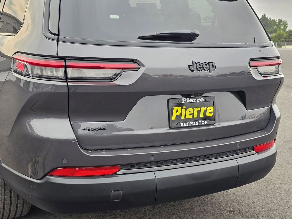 New 2025 Jeep Grand Cherokee L Altitude AWD/4WD image 7