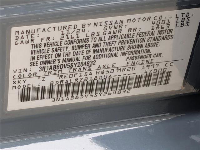 Certified 2025 Nissan Sentra SR FWD image 24