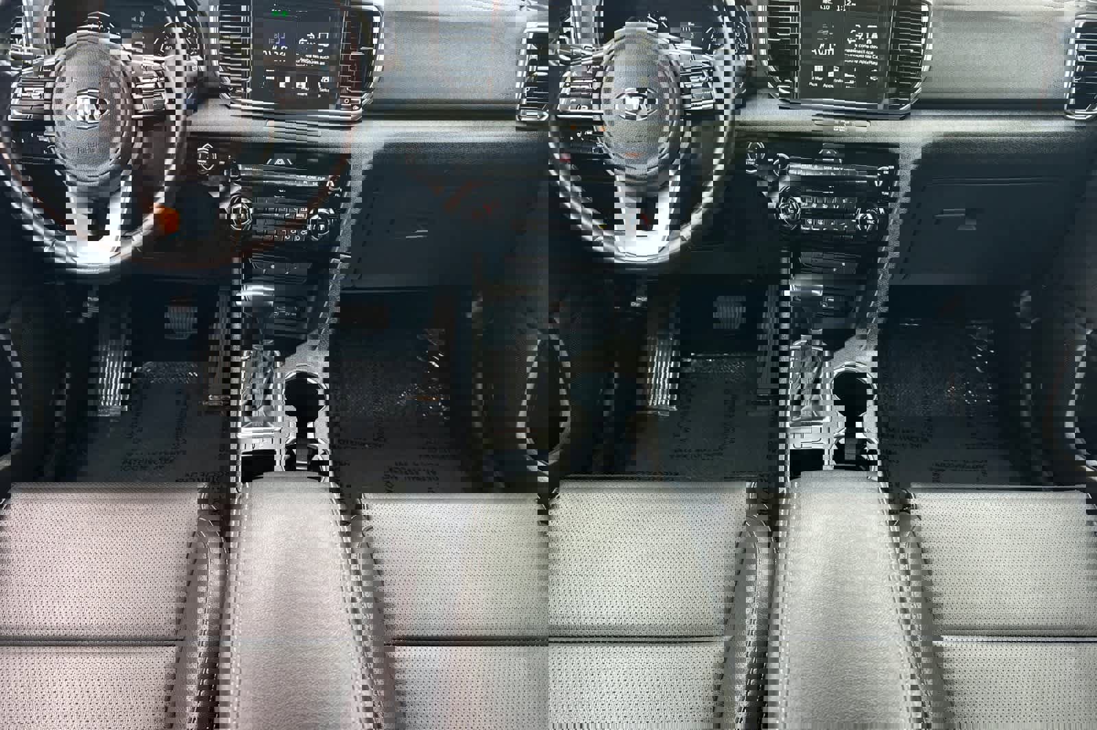 Used 2021 Kia Sportage EX image 4