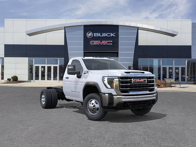 New 2026 GMC Sierra 3500 Pro w/ Snow Plow Prep Package AWD/4WD image 1