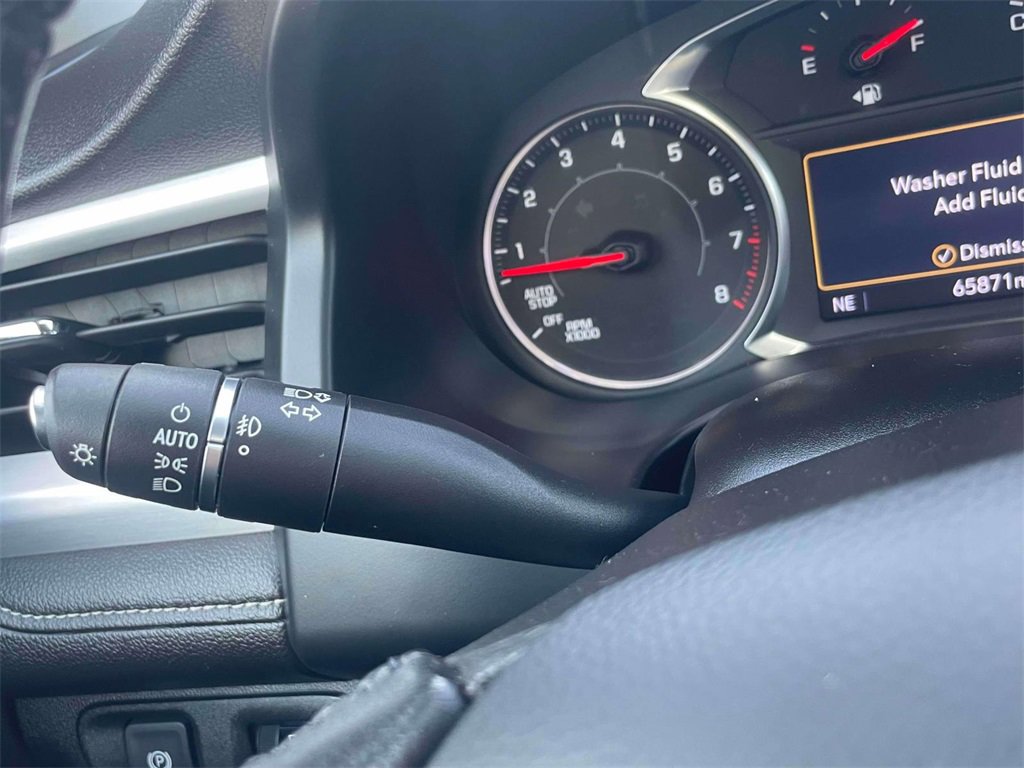 Used 2020 GMC Acadia SLT image 25