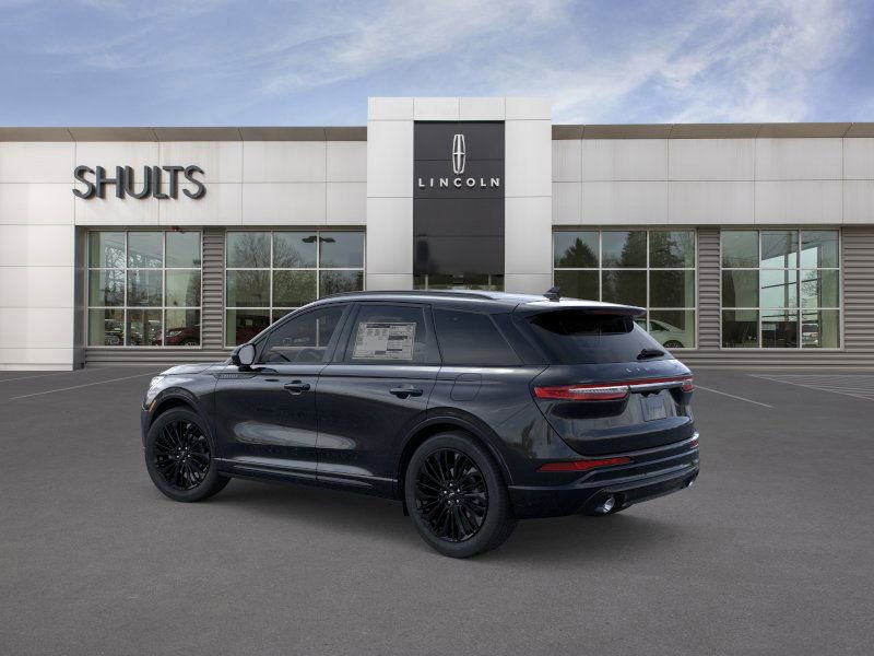 New 2026 Lincoln Corsair Reserve w/ Jet Appearance Package image 4